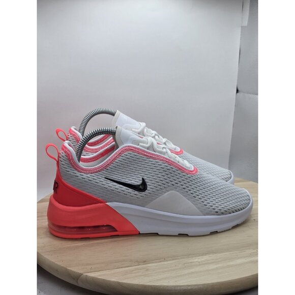 Nike Air Max 270 Motion 2 Women 7.5 Running Shoes White Flash Crimson AO0352-108 - Picture 3 of 9
